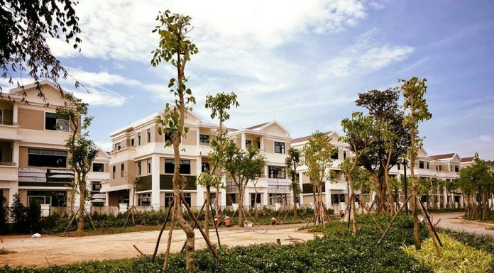 Chủ đầu tư bán nhà ở thấp tầng khi xây dựng xong phần thô có được bàn giao nhà cho khách hàng