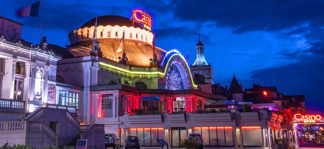 hound hotel for real money